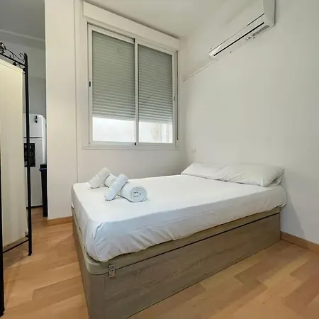 Flat In Atarazanas - Souv Lägenhet *
